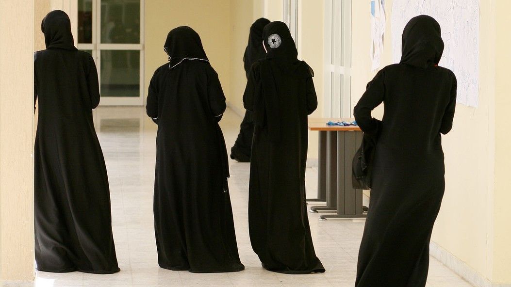 La France a interdit les abayas dans les écoles publiques.  Je n’autoriserai pas les attaques contre le caractère laïc de cette république, a déclaré le nouveau ministre